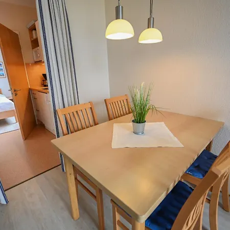 Zur Schoenen Aussicht - Fw 9 *